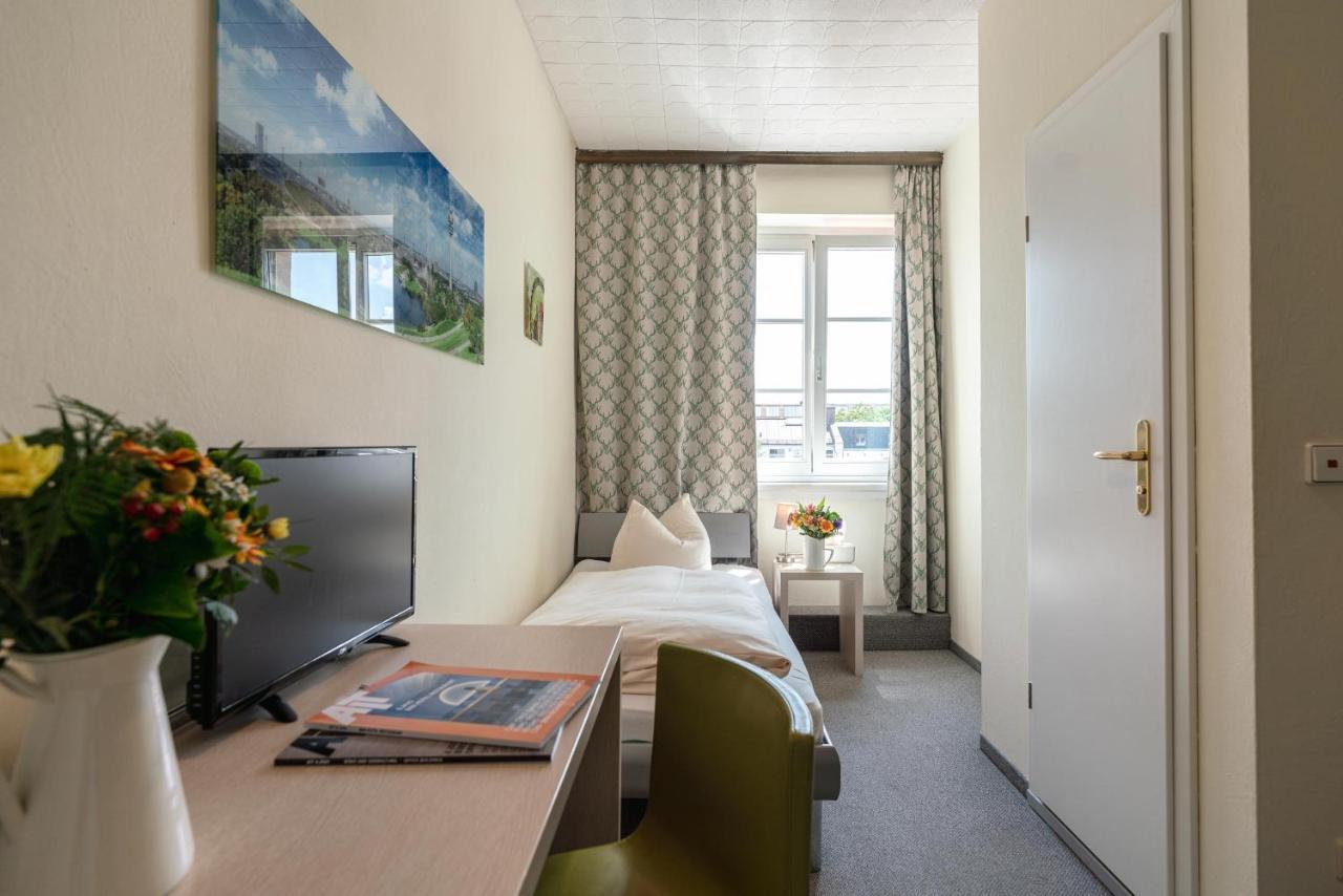Gasthof Hotel-pension Am Siegestor