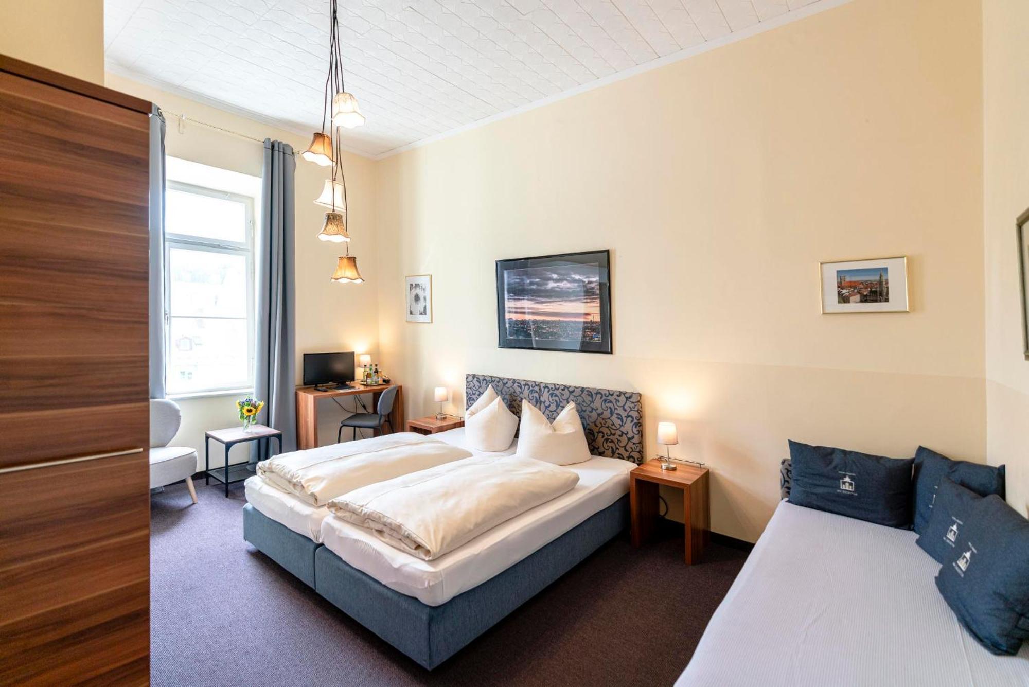 Gasthof Hotel-pension Am Siegestor