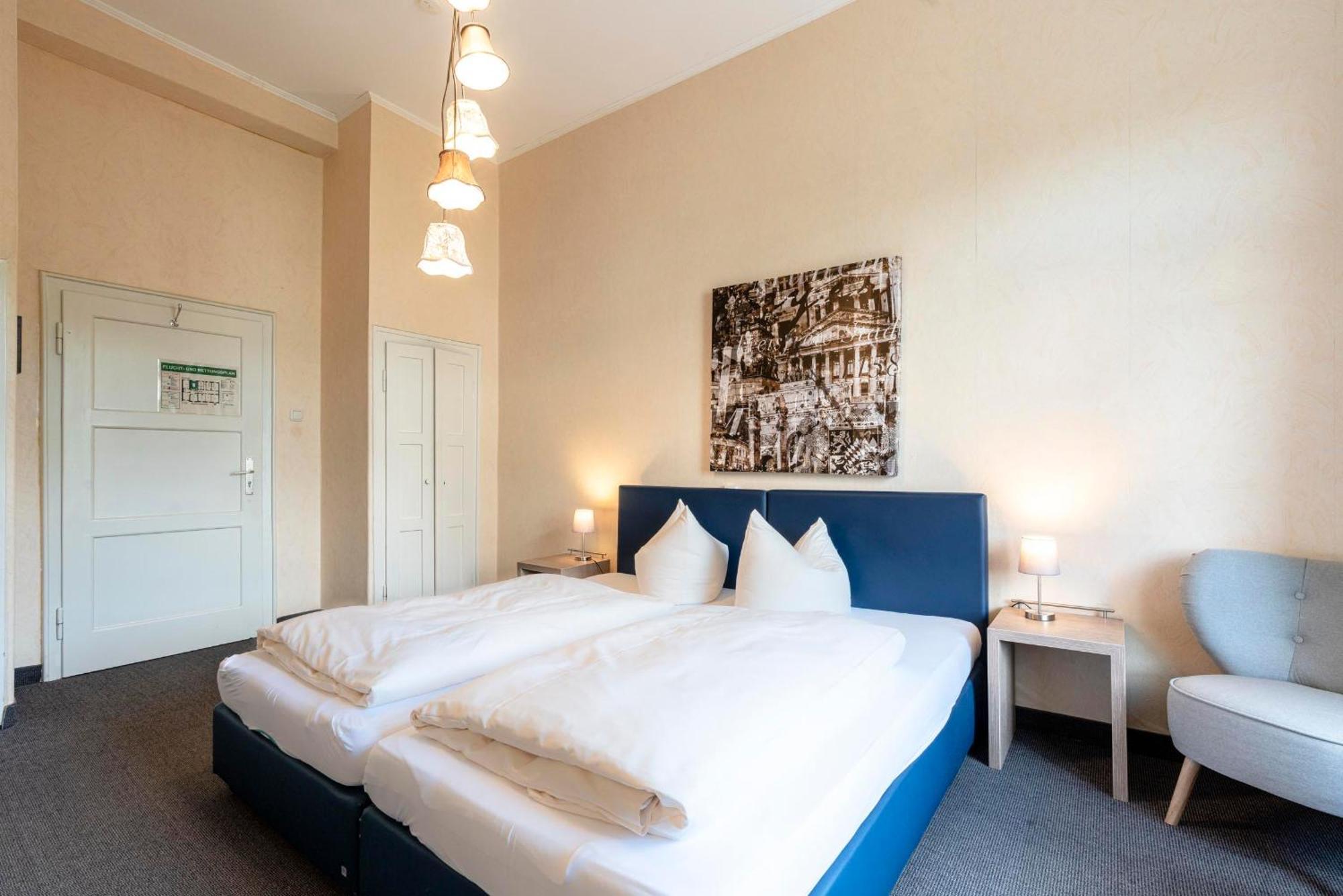 Gasthof Hotel-pension Am Siegestor München