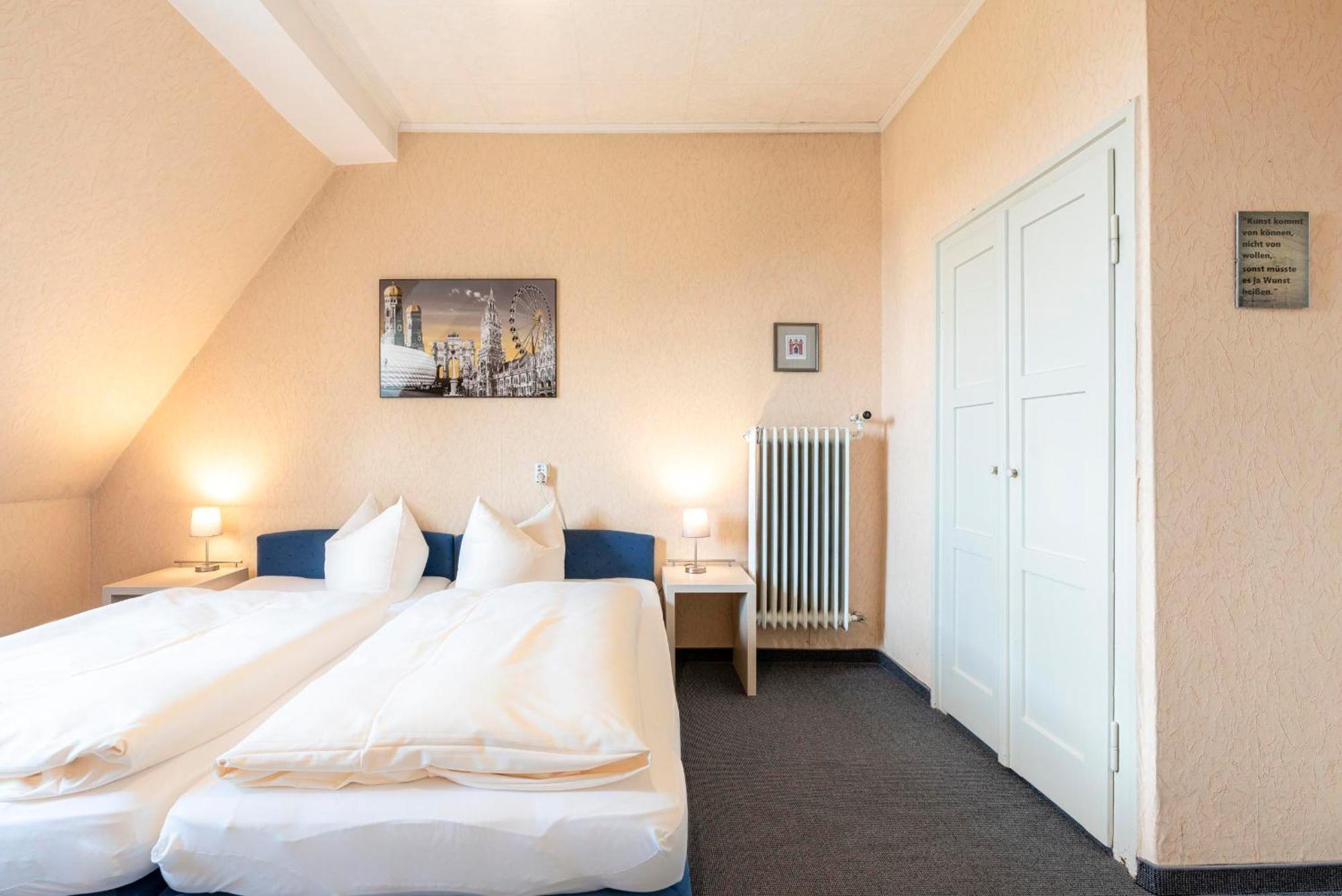 Hotel-pension Am Siegestor Gasthof München