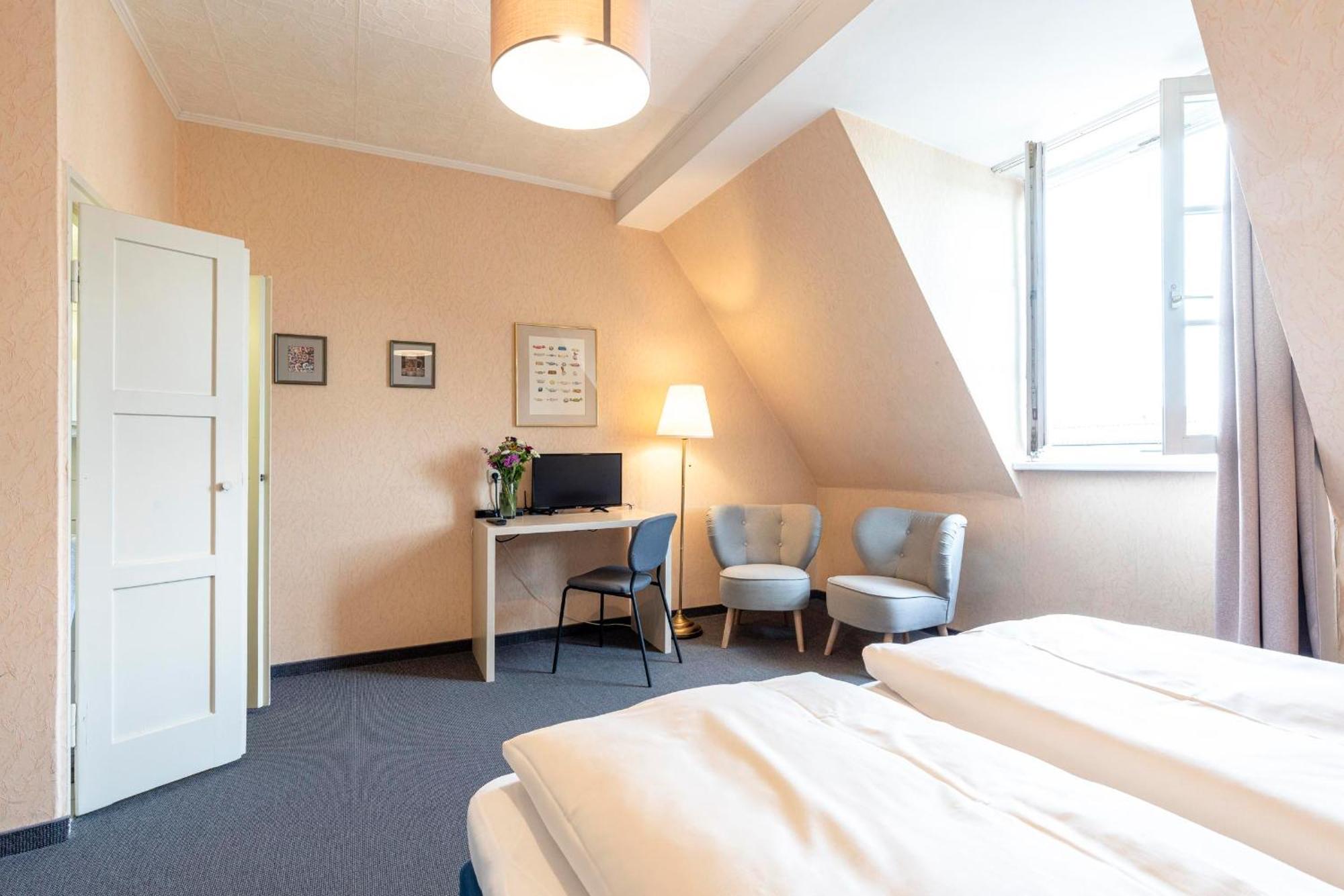 Gasthof Hotel-pension Am Siegestor 3*