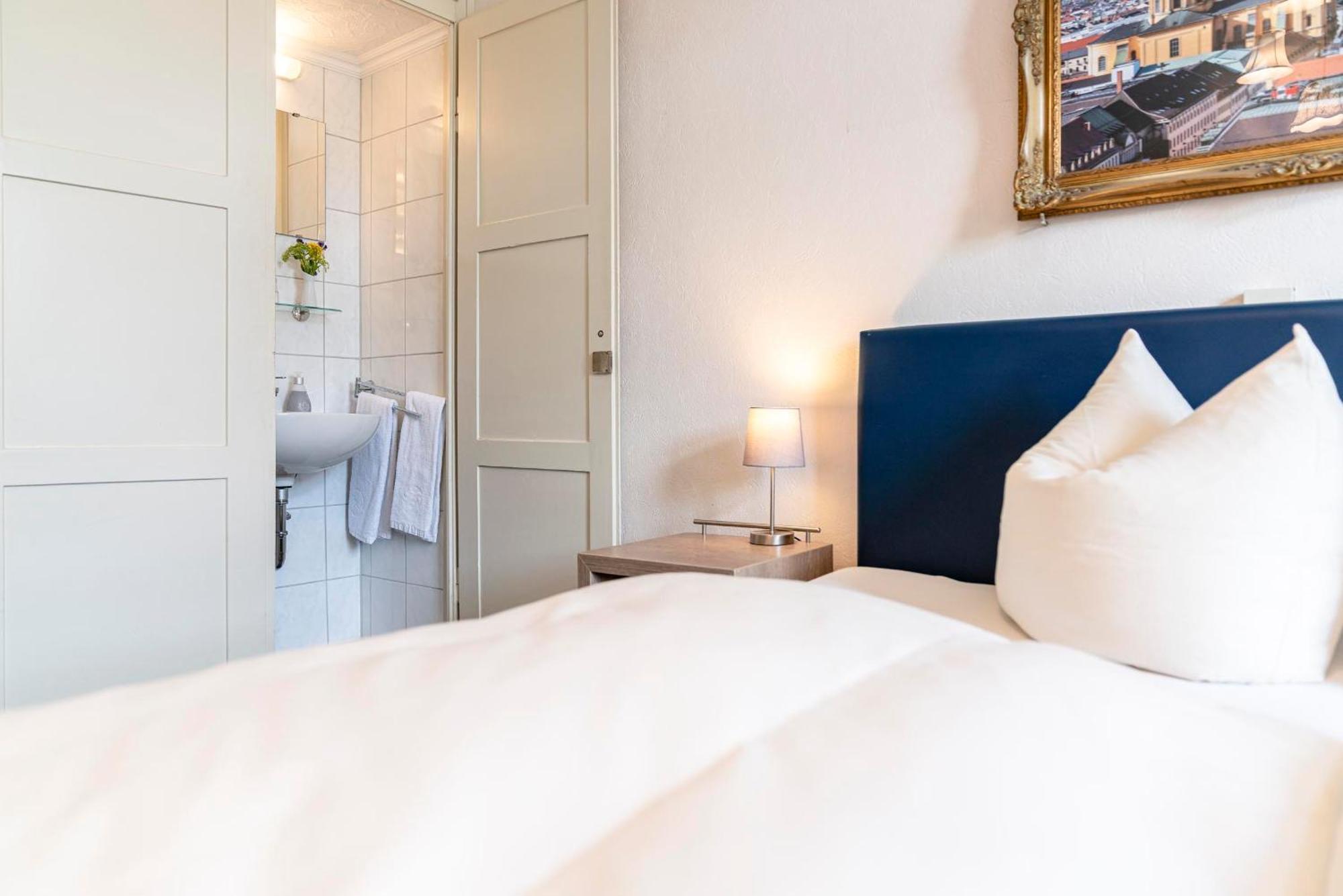 Gasthof Hotel-pension Am Siegestor München