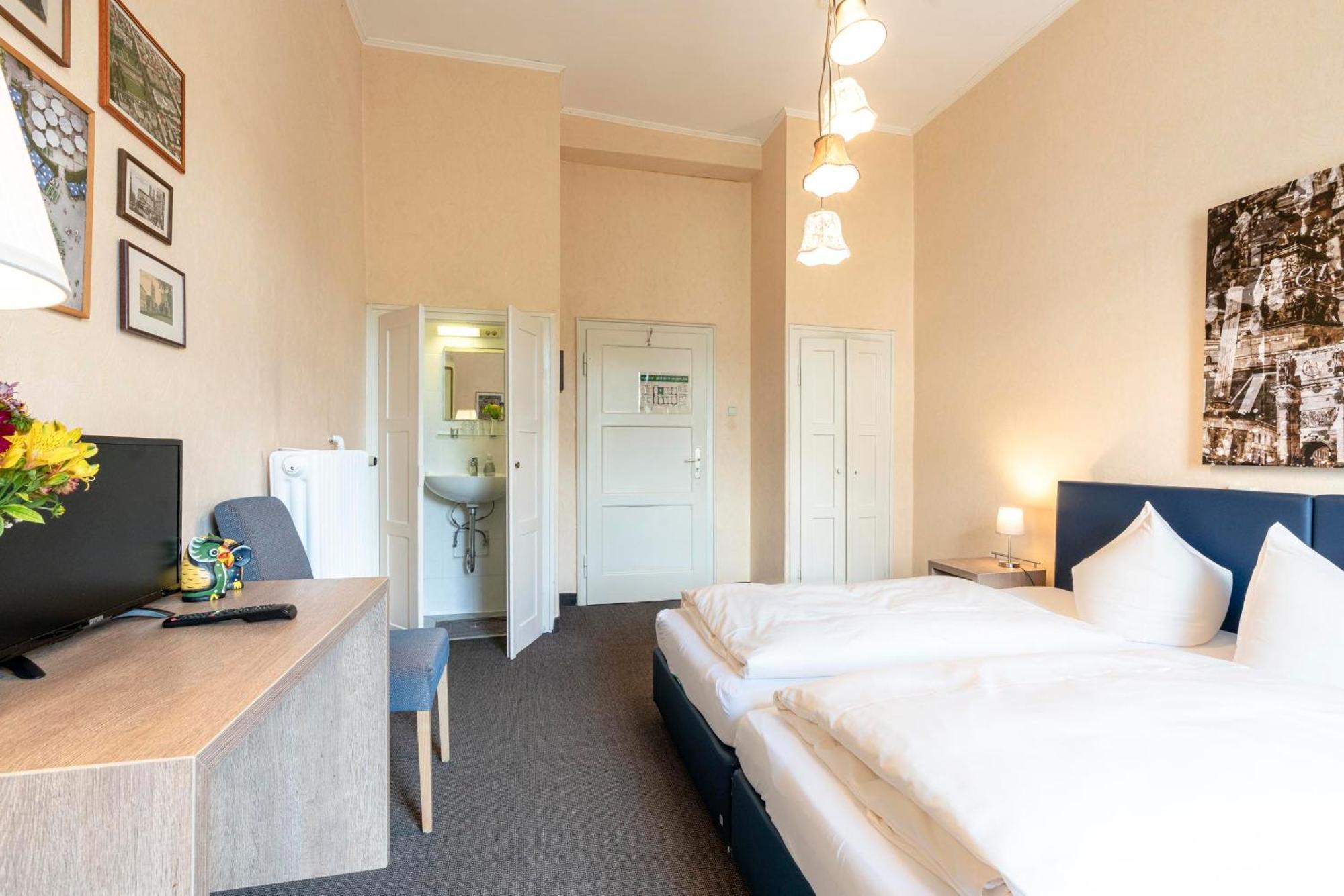 Gasthof Hotel-pension Am Siegestor