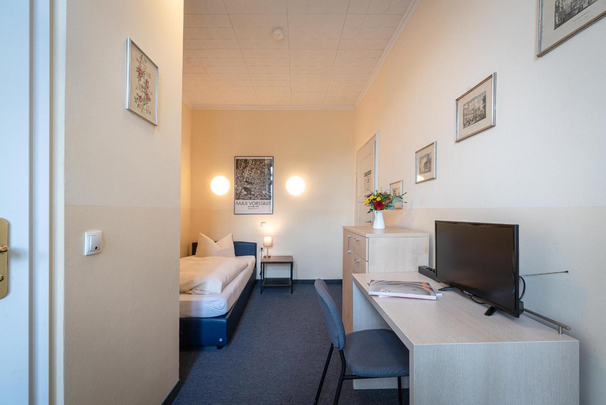 Hotel-pension Am Siegestor Gasthof 3*